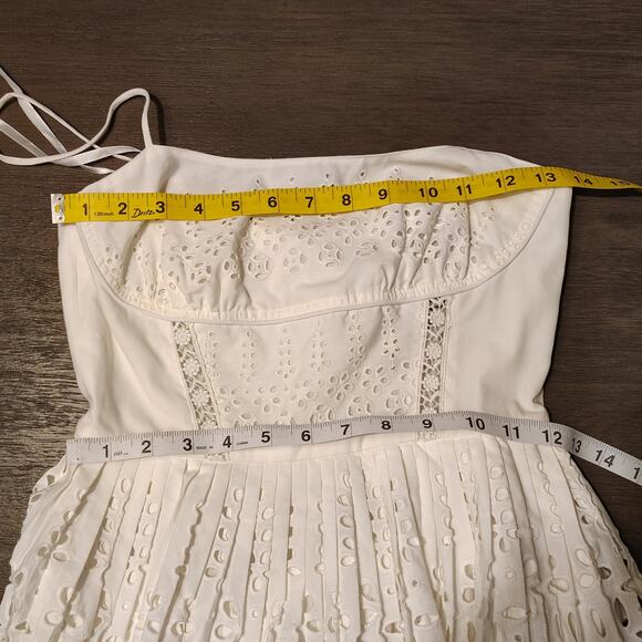 Gianni Bini White Eyelet Lace Pleated Midi Dress Peplum NWT Size 0 Bridal - Picture 7 of 16